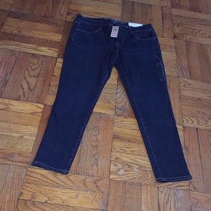 Dark wash jeggings
